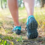 Kuinka paljon sinun pitäisi kävellä päivässä ja miten: elämänhack, joka